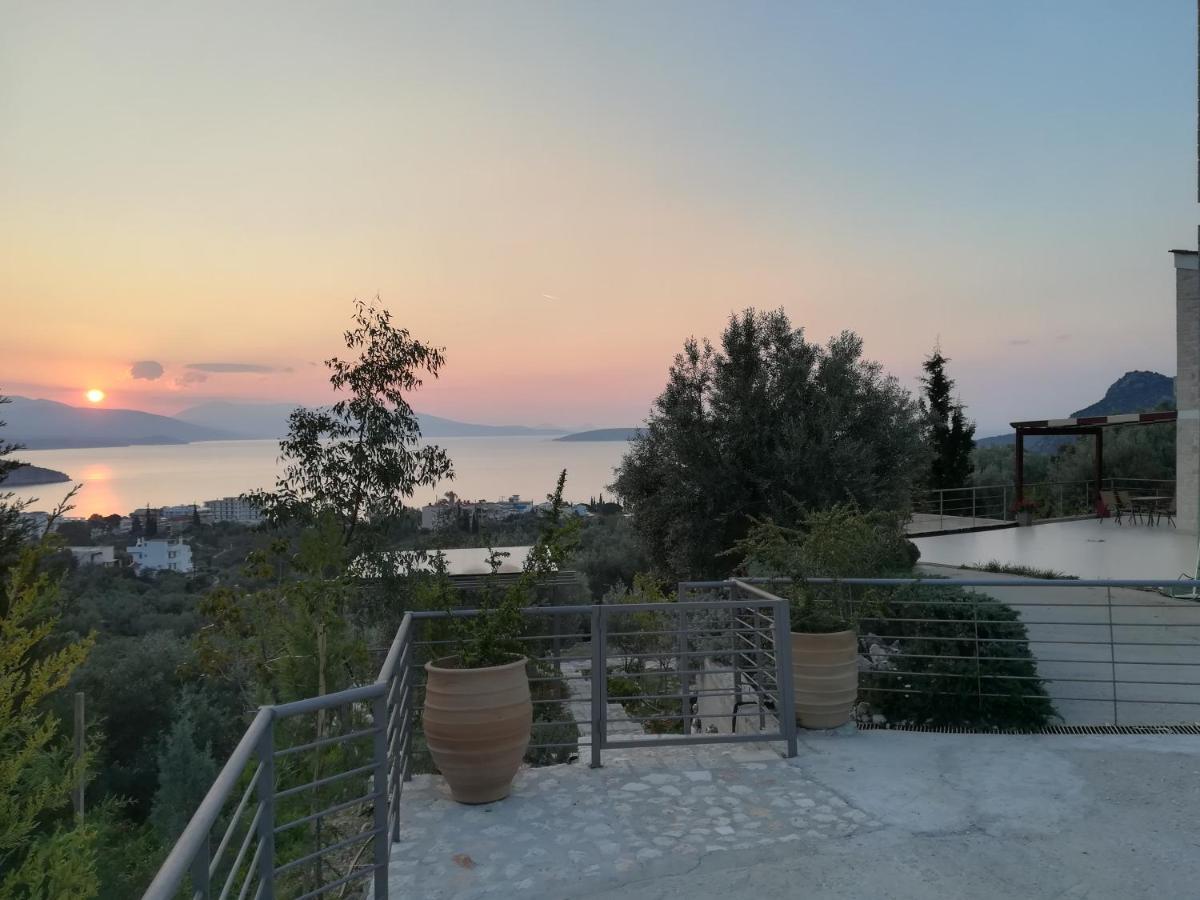 Πέτρα, Ελιά Και Λεβάντα Villa Tolo Exterior photo