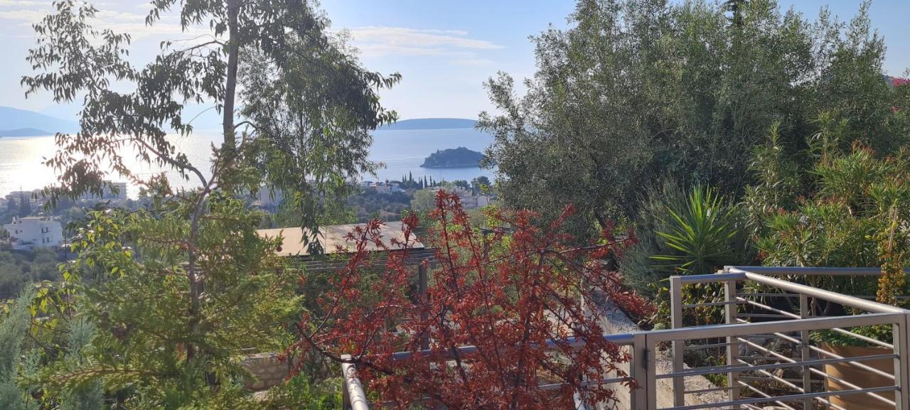 Πέτρα, Ελιά Και Λεβάντα Villa Tolo Exterior photo