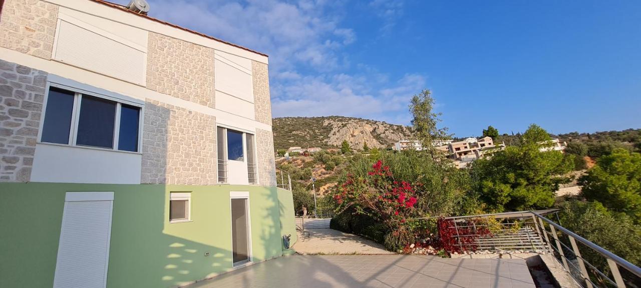 Πέτρα, Ελιά Και Λεβάντα Villa Tolo Exterior photo