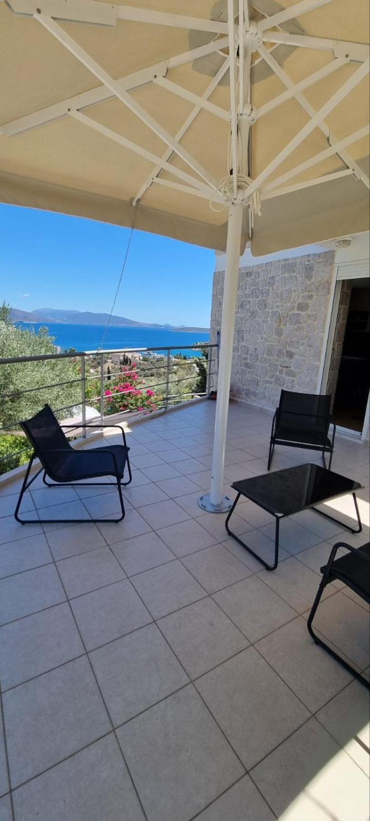 Πέτρα, Ελιά Και Λεβάντα Villa Tolo Exterior photo
